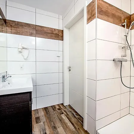 Fischer Апартаменты *